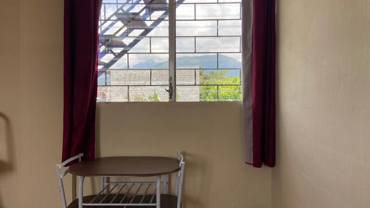 Hostal Carolinas Juayua Exterior photo